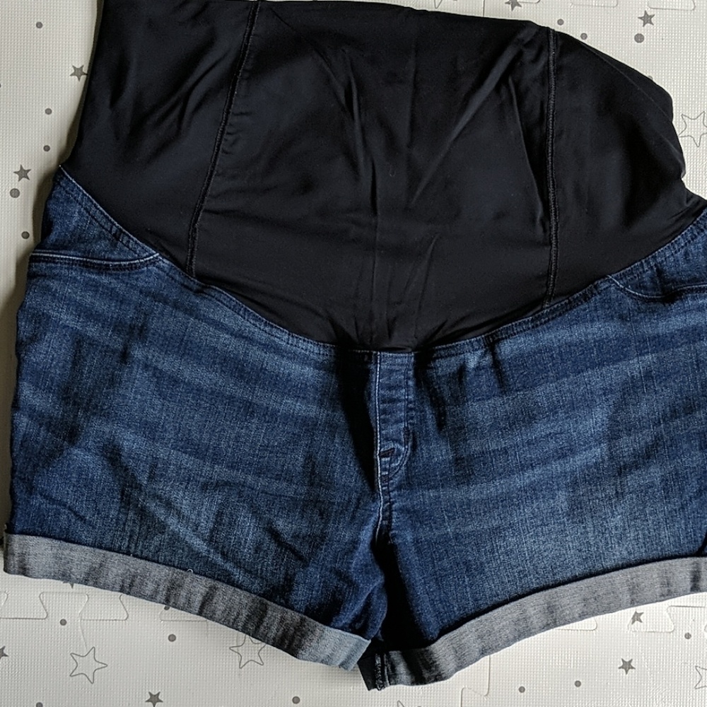 Maternity denim shorts